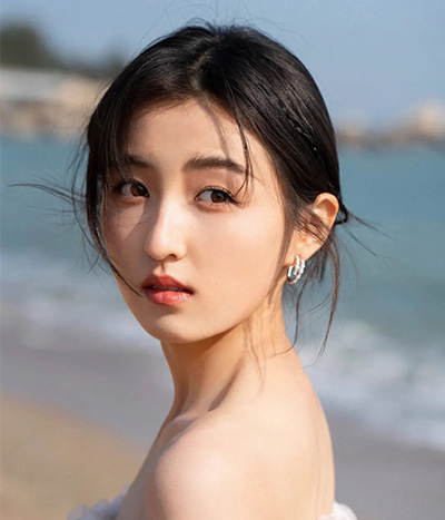 张子枫